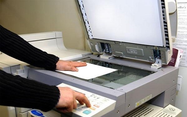 Nên mua hay thuê máy photocopy để tiết kiệm ?