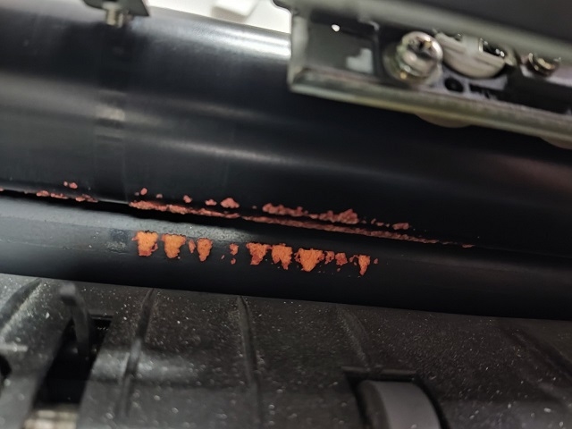 Lô sấy bị lỗi làm cho máy photocopy bị bóng chữ